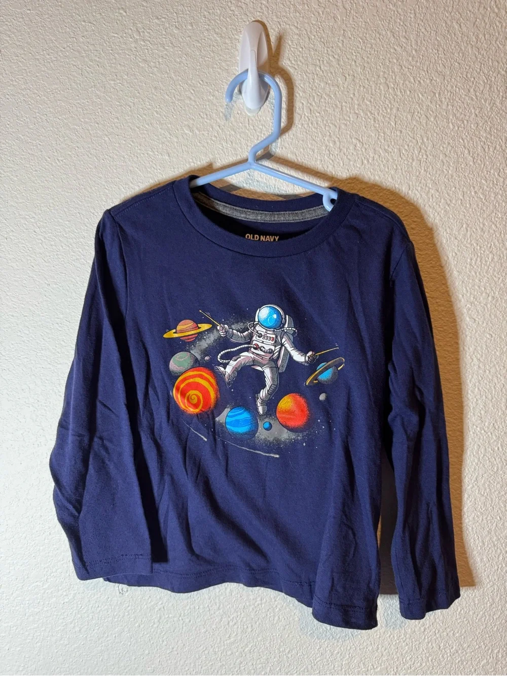 Kids Old Navy Navy Long-Sleeve Tee with Colorful Space Astronaut Graphic